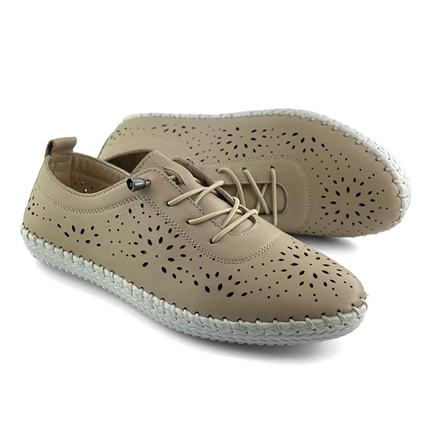 Ženska kožna patika